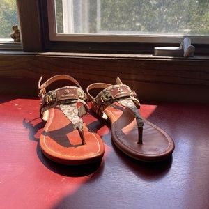 Guess Brown/Beige Sandals